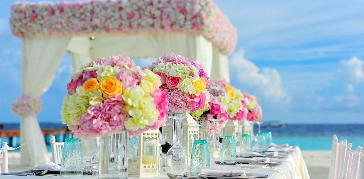 beach 1854076 1280 - Radiant SKM Events - Event Planner & Decorator in South Florida